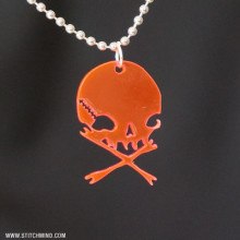 acrylic_eatskull_npink